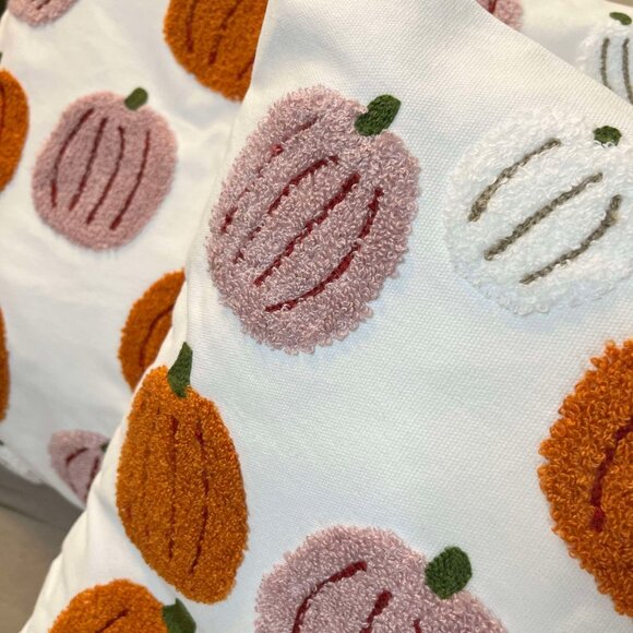 Halloween / Thanksgiving Pillow Case Set of 2 Embroidered Quality Design Tosleo - Picture 9 of 13